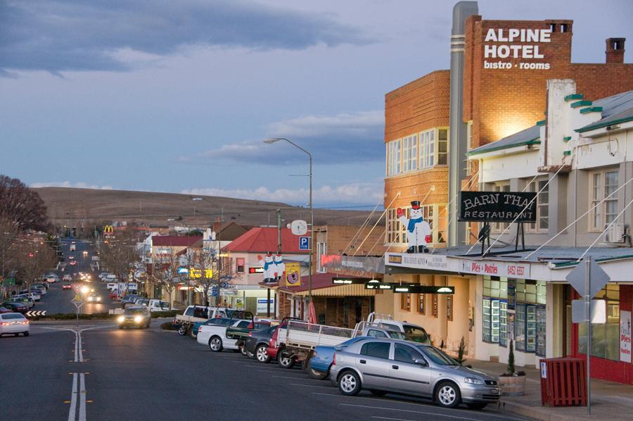 The Alpine Hotel Кума Екстер'єр фото